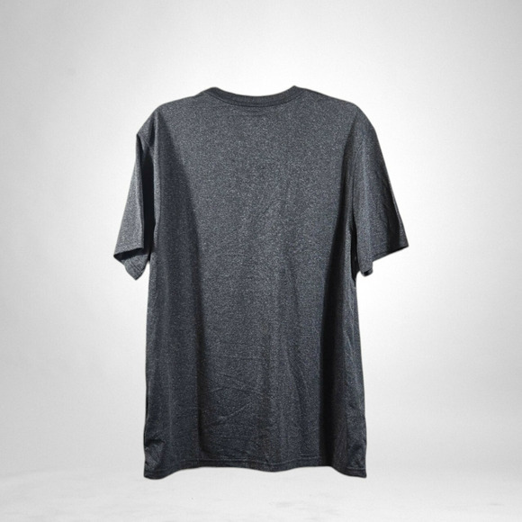 LA Lakers Large Basketball T-Shirt Short Sleeve Gray Crew Neck NWT - Picture 2 of 9